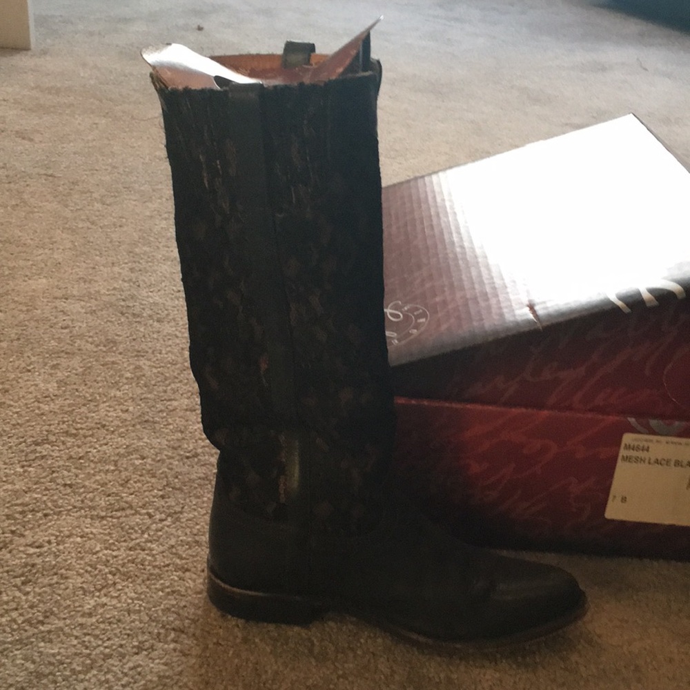 Lucchese mesh black lace western boot size 7B